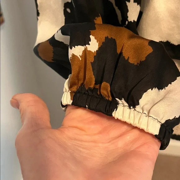 MICHAEL Michael KORS Silk Blouson Top - Picture 8 of 13